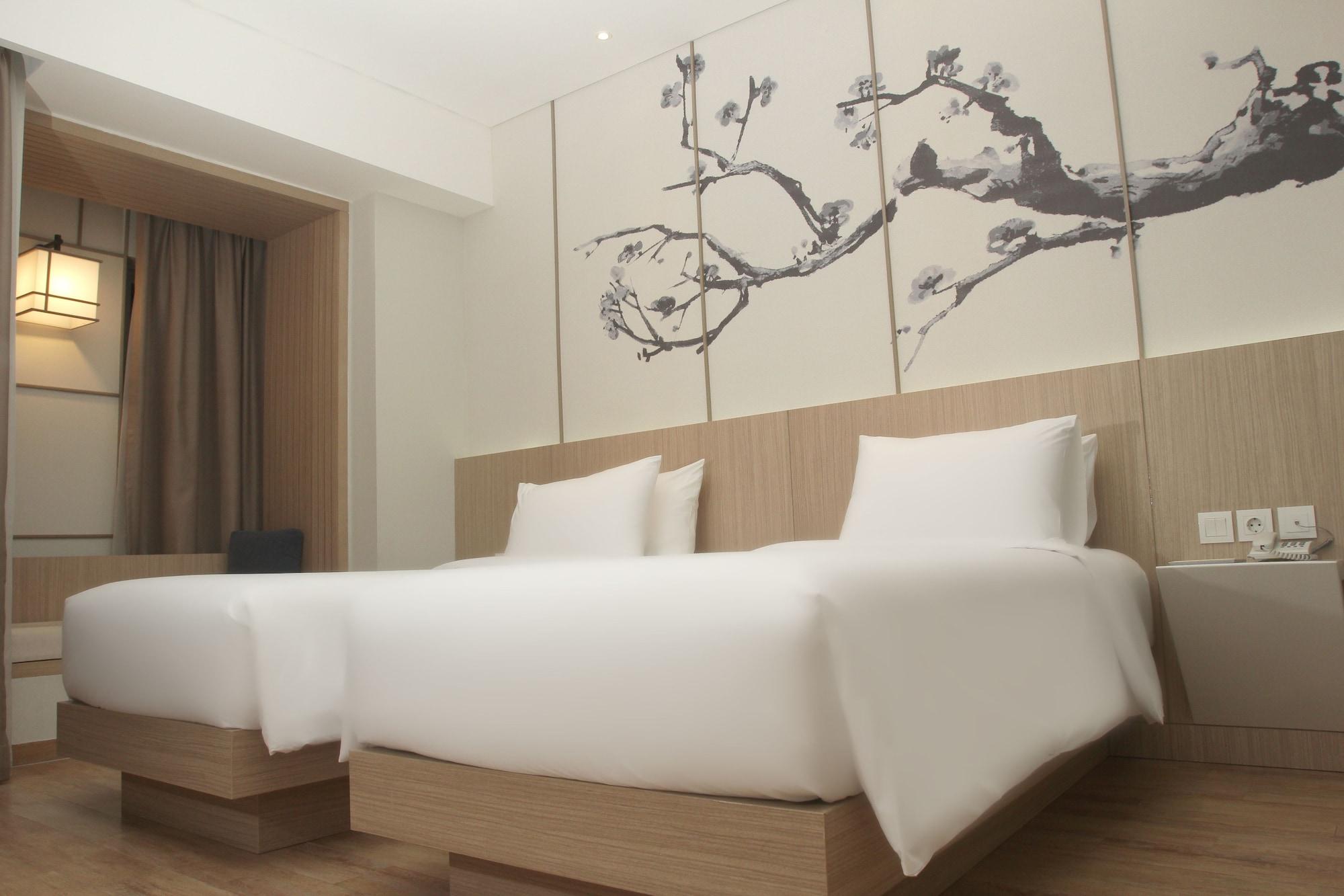 Hotel Santika Mega City Bekasi Esterno foto