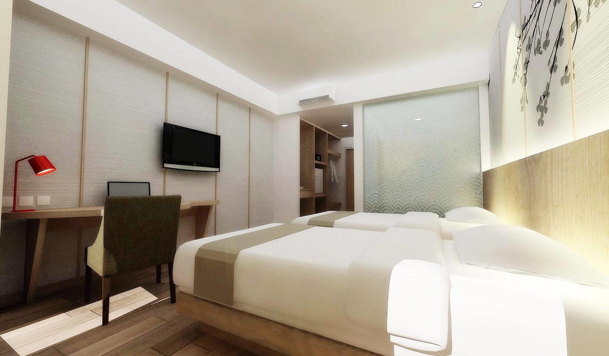 Hotel Santika Mega City Bekasi Esterno foto